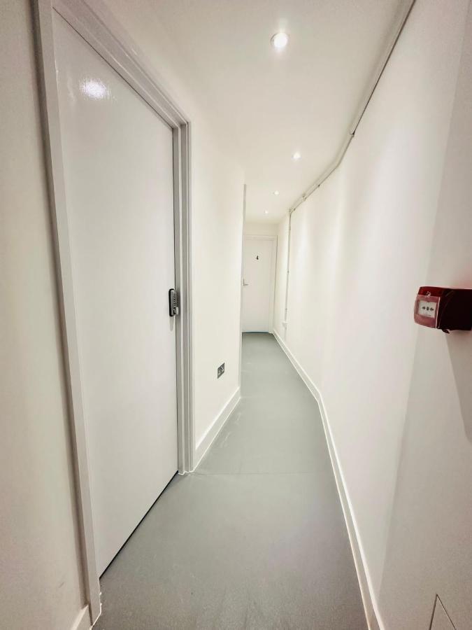 Hotel Marbel Aldgate à Londres Extérieur photo